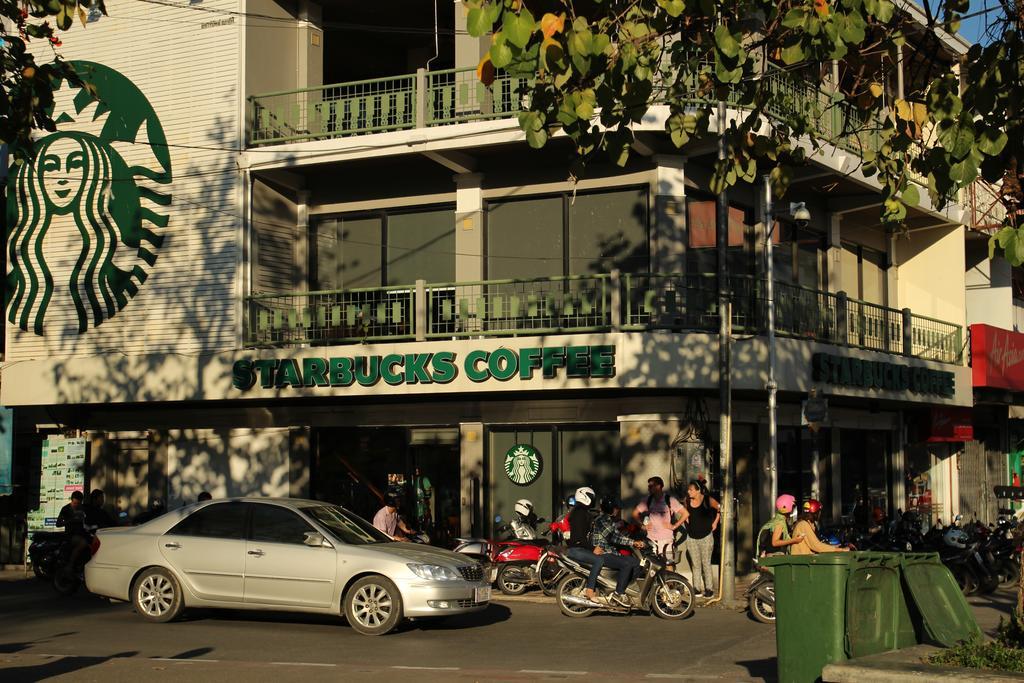 Z'S Hostel At Tha Phae Gate Chiang Mai Esterno foto