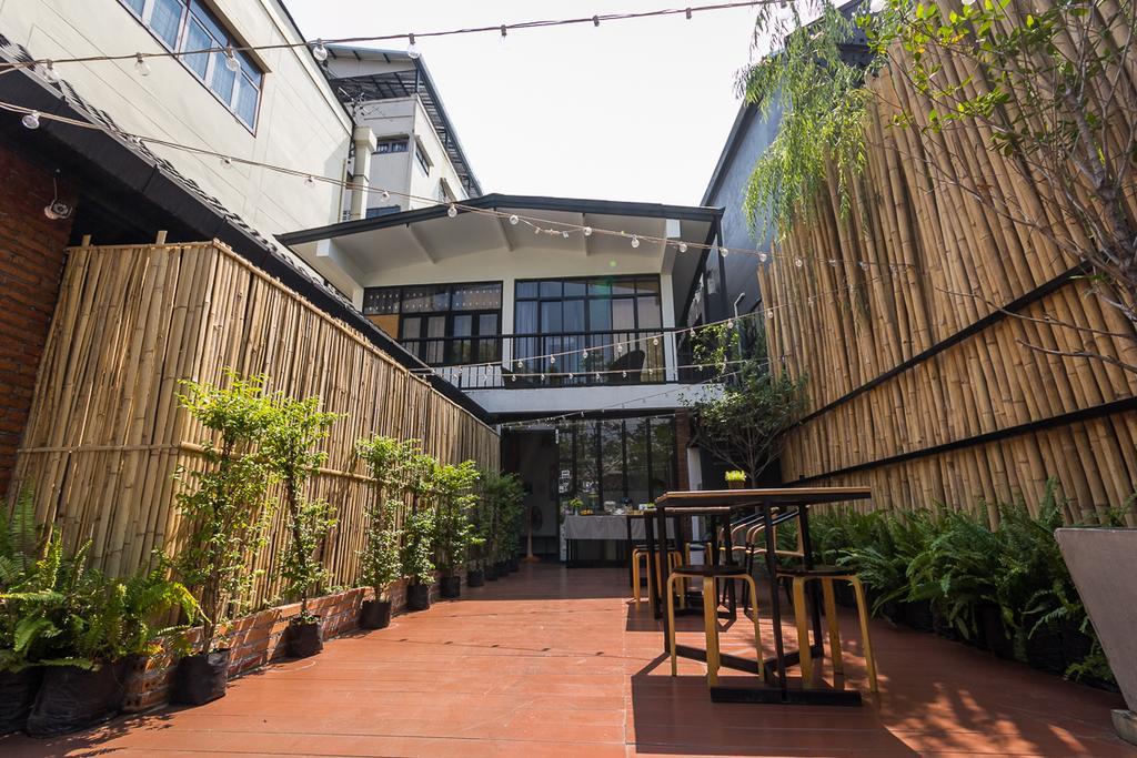 Z'S Hostel At Tha Phae Gate Chiang Mai Esterno foto